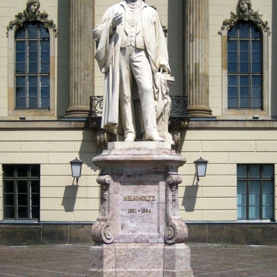 Statue of Hermann von Helmholtz