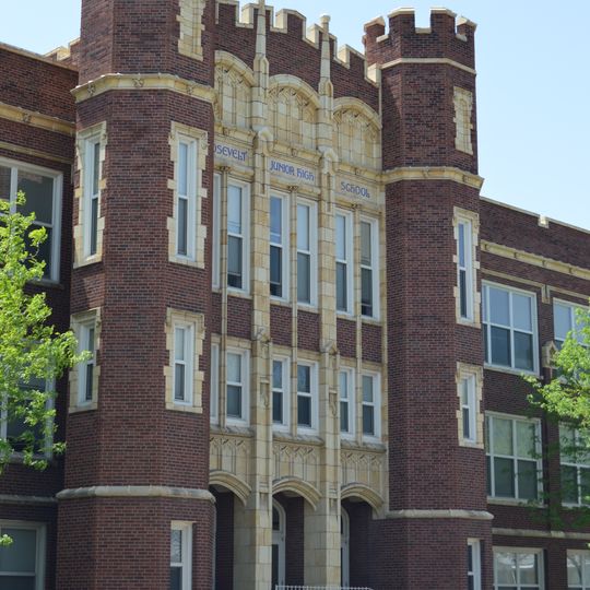 Roosevelt Junior High School