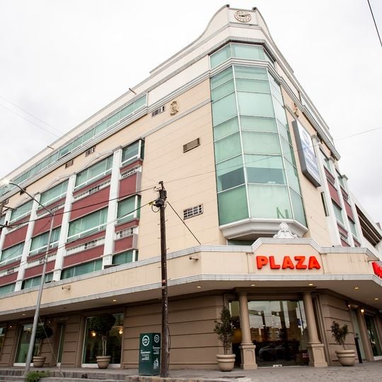 Hotel Plaza Calzada