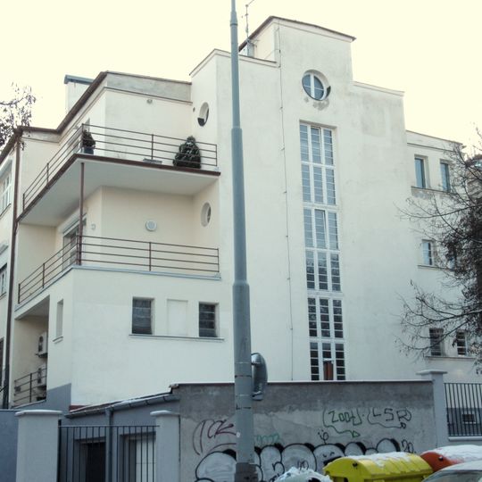 Bytový dům Českomalínská čp. 767