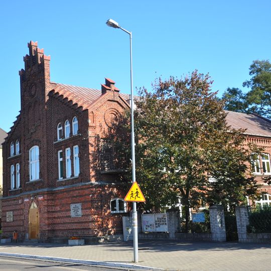 2, 1 Maja Street in Dąbie