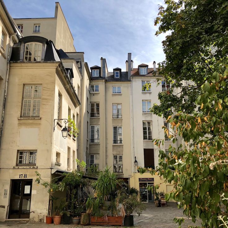 The Saint-Paul Village