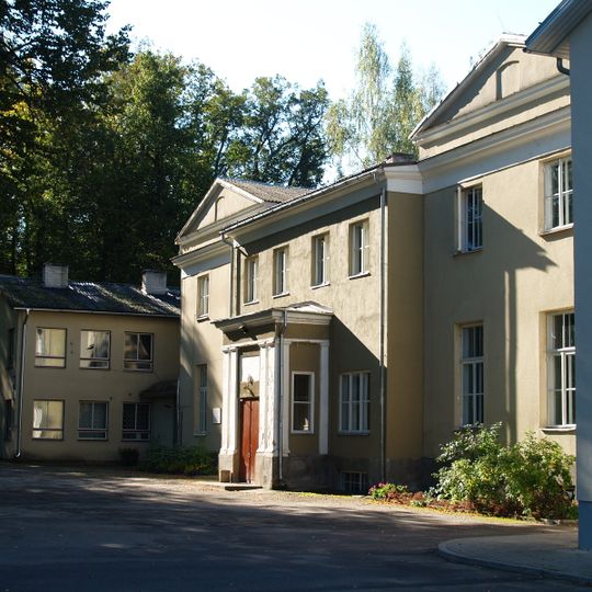 Vana-Kuuste mõisa peahoone