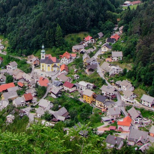 Sts. Ingenuin and Albuin Church