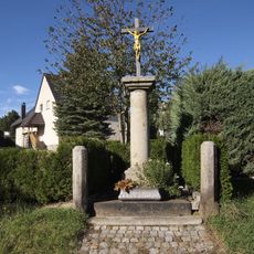 Betkreuz mit Einfriedung Am Humboldthain 15