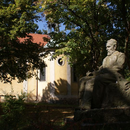 Pomník Svatopluka Čecha v Litni