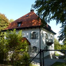 Heinrich-Knote-Straße 16