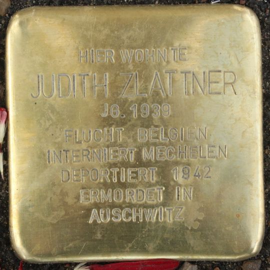 Stolperstein en memoria de Judith Zlattner
