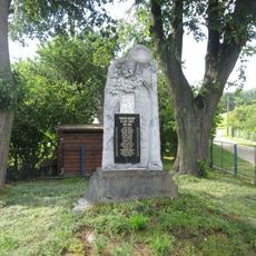 Pomník padlým ve Chlumech