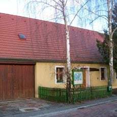 Wohnhaus in geschlossener Bebauung, mit Hinterhaus Am Haag 2