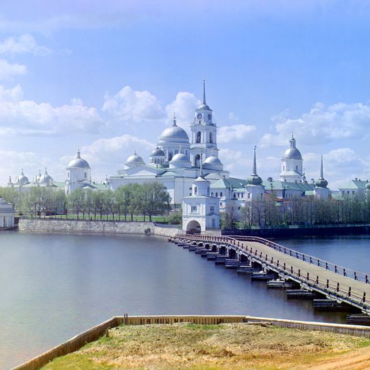 Stolobny Island