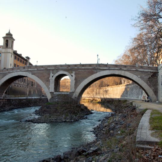 Puente Fabricio