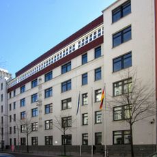 Bürogebäude des Instituts für Bauwesen der Akademie der Wissenschaften der DDR in ehem. Kaserne Hannoversche Straße 30