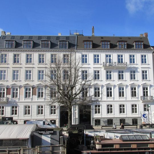 Frederiksholms Kanal 16–18