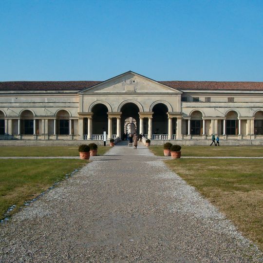 Camera degli Stucchi