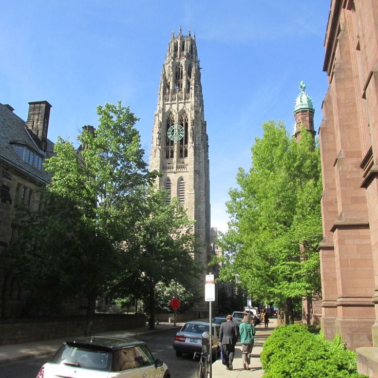 イェール大学