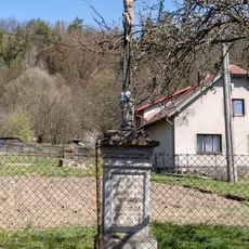 Kříž u Ujčova