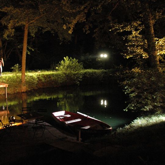 Charme Theater Camp
