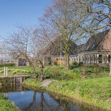 Kop-hals-rompboerderij