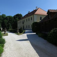 Životice Castle