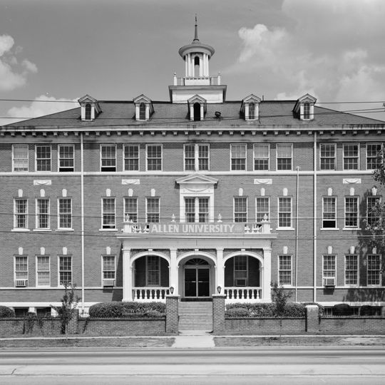 Chappelle Administration Building