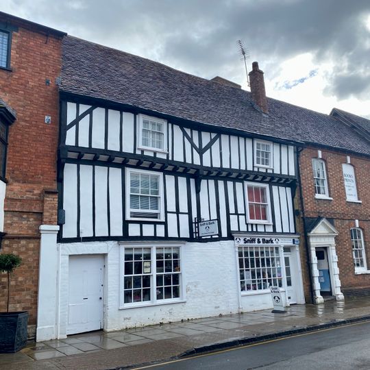 20 And 20A, Chapel Street