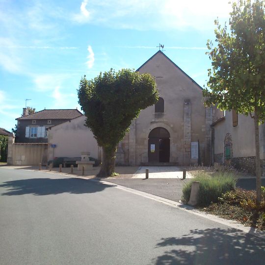 Église Saint-Hilaire de Leignes-sur-Fontaine