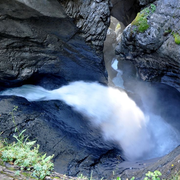 Chutes d'eau de la vallée de Lauterbrunnen