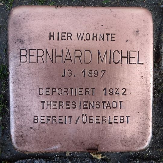 Stolperstein en memoria de Bernhard Michel