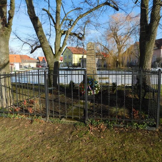 Pomník padlým v Doubku