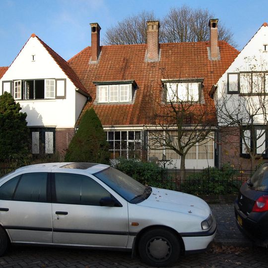 Woonhuis met kantoor