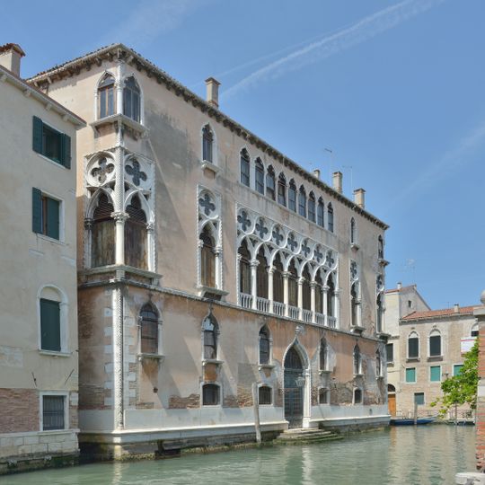 Palazzo Donà Giovannelli