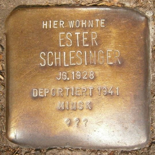 Stolperstein dedicated to Ester Schlesinger