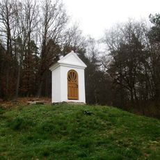 Kaplička severovýchodně od Hněvnic