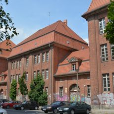 Königstädtische Oberrealschule mit Lehrerwohnhaus