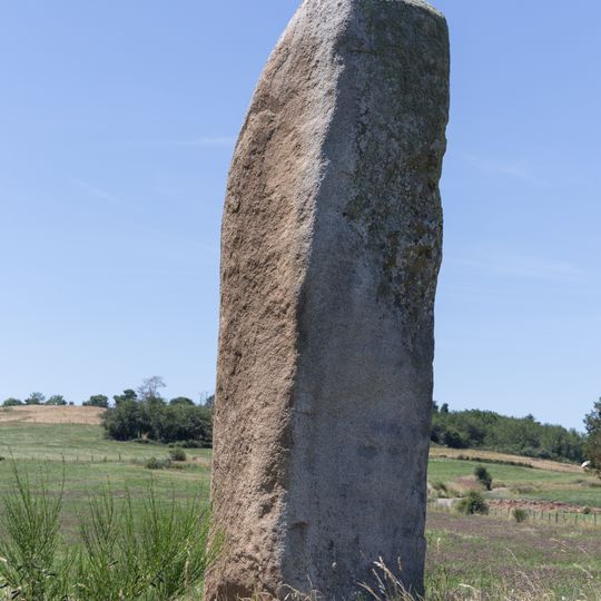 Menhir de Pierre Longue
