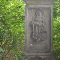 Podstavec sochy s Pietou nad Lelovem