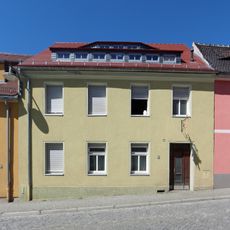 Wohnhaus in geschlossener Bebauung Pulsnitzer Straße 72
