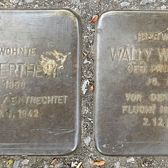 Stolperstein en memoria de Wally Wertheim