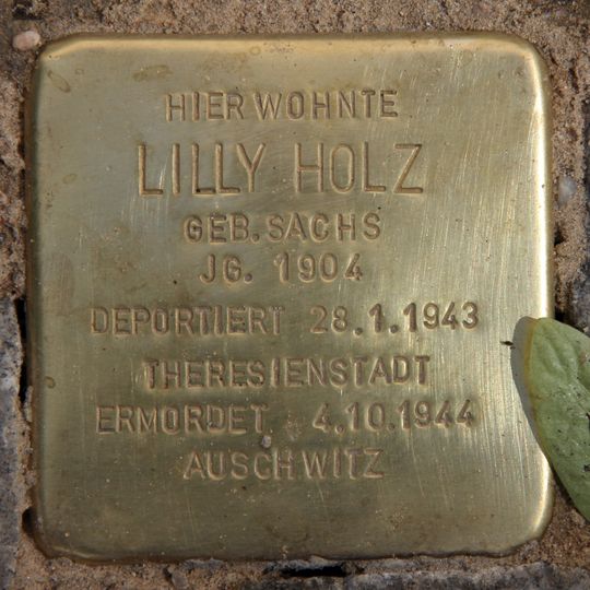 Stolperstein dedicated to Lilly Holz