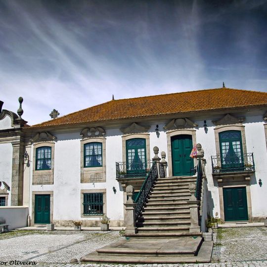 Casa do Outeiro e Capela