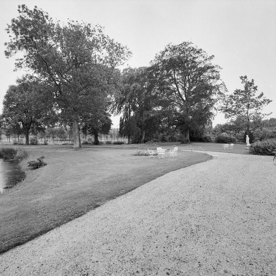 Schatzenburg, tuinbeeld