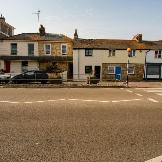 1-4 Alverton Terrace