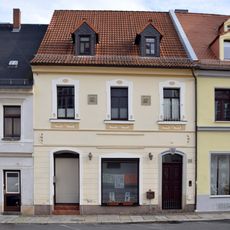 Wohnhaus in geschlossener Bebauung Kirchplatz 13