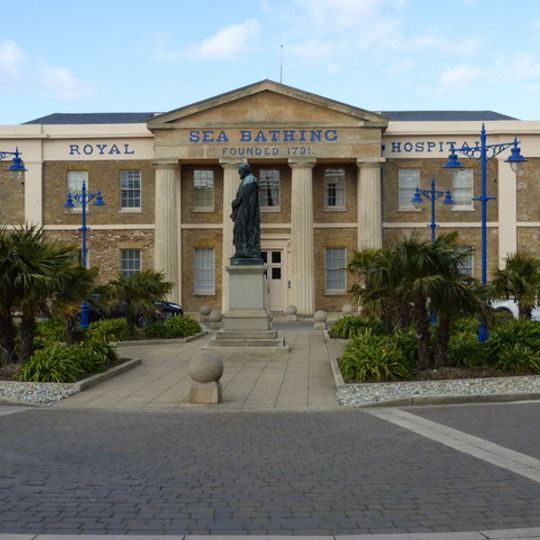 Statue of Erasmus Wilson to South of Royal Sea Bathing Hospital