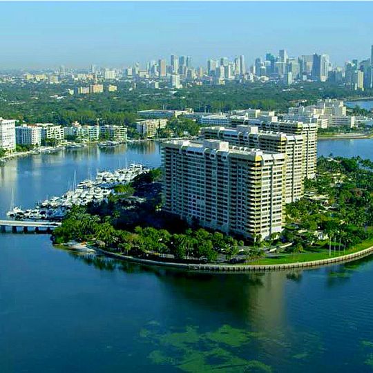 Grove Isle
