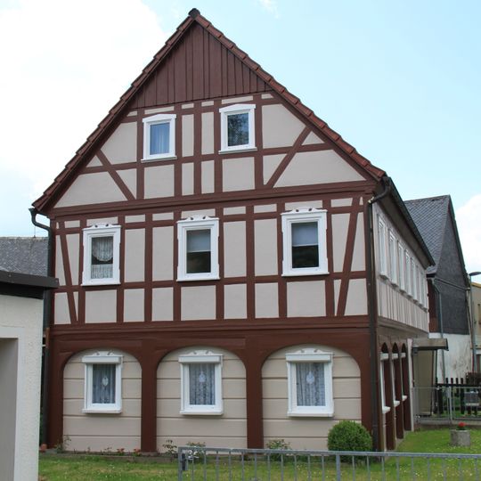 Hauptstraße 12
