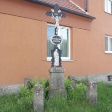 Kříž u silnice 390 v Náramči