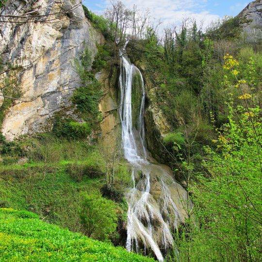 Cascade du Bout du Monde