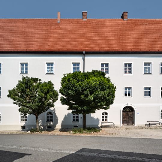 Schloss Oberellenbach